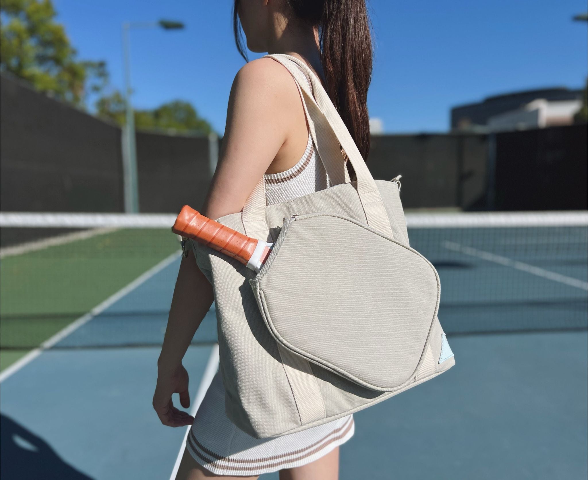 Verly_Pickleball_Bag_on_Court